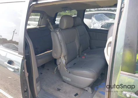 2005 Toyota Sienna Xle/Xle Limited из США, поврежденный, VIN 5TDBA22C75S047393